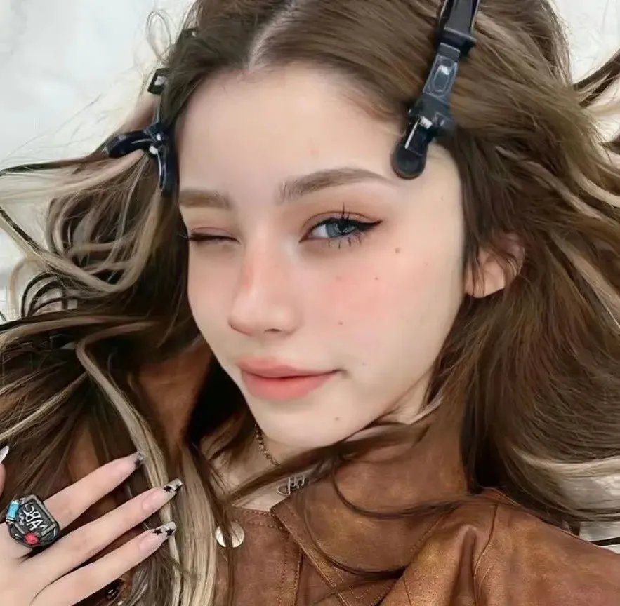 黑暗中的孩子们